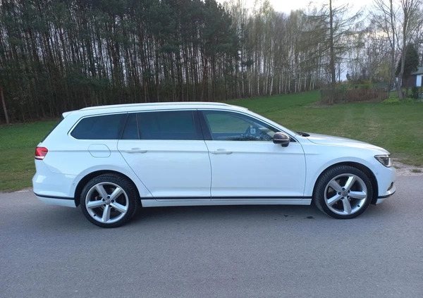 Volkswagen Passat cena 54900 przebieg: 193000, rok produkcji 2015 z Boguszów-Gorce małe 562